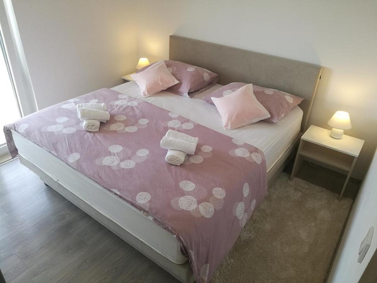 Apartments Kola Banići Zewnętrze zdjęcie