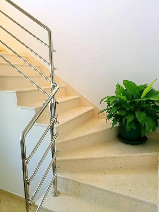 Apartments Kola Banići Zewnętrze zdjęcie