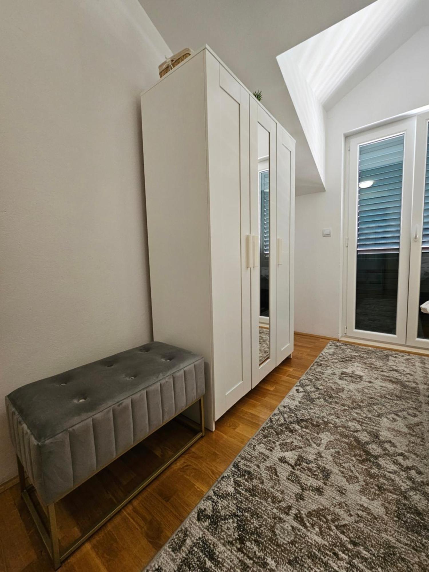 Apartments Kola Banići Zewnętrze zdjęcie
